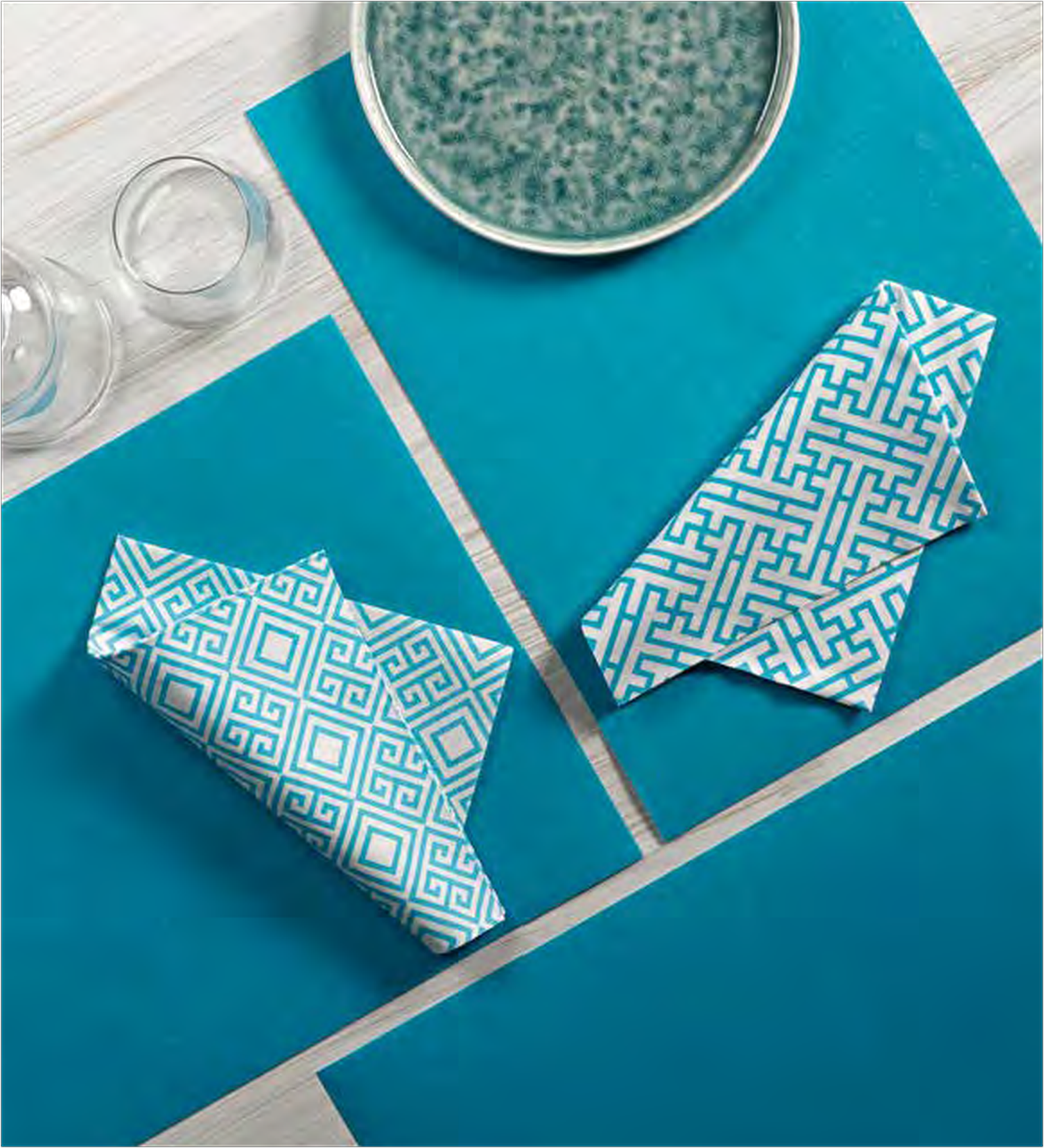 Serviette Aqua & White Nr 1